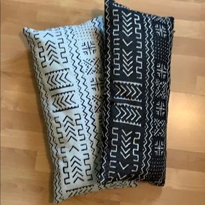 2 opposites boho accent pillows